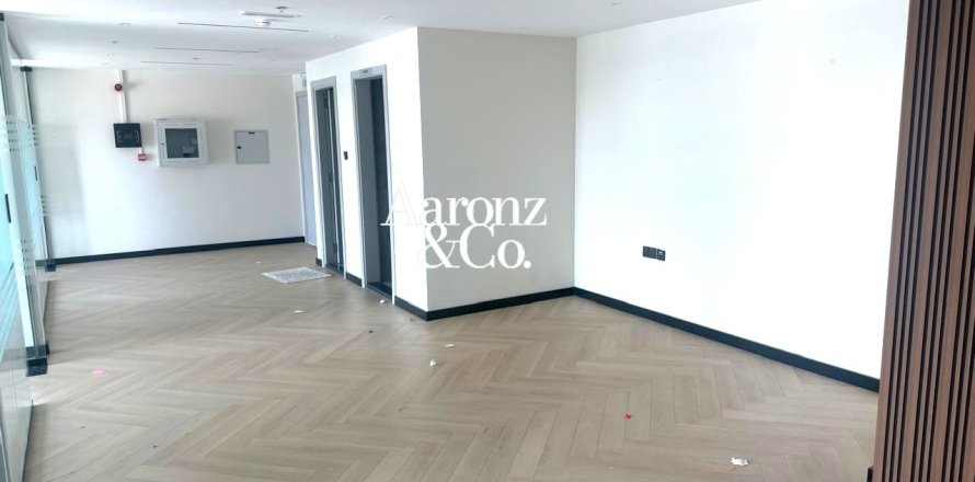 Office i Jumeirah Lake Towers, Dubai, UAE 86 kvm № 741560