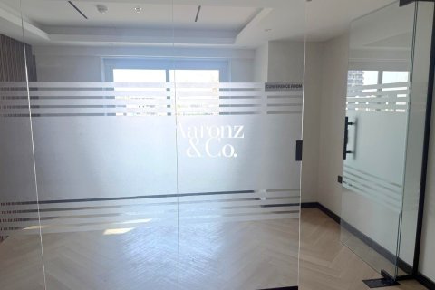 Opisina sa Jumeirah Lake Towers, Dubai, UAE 86 sq.m. № 741560 - larawan 12