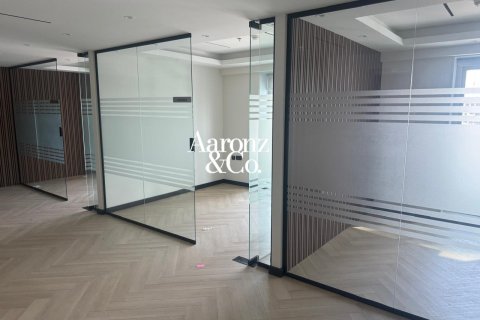 Office til leje i Jumeirah Lake Towers, Dubai, UAE 86 kvm № 741560 - foto 2