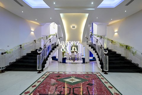 فيلا للإيجار في Emirates Hills، دبي، الإمارات العربية المتحدة 8 غرفة نوم ، 1486 متر مربع ، رقم 741561 - صورة 2