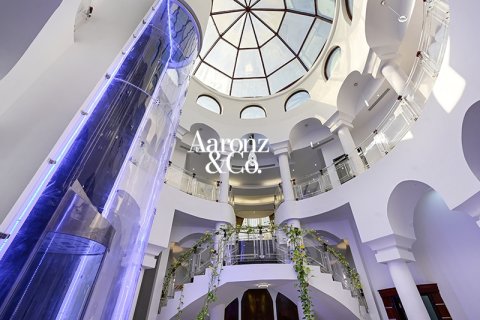 فيلا للإيجار في Emirates Hills، دبي، الإمارات العربية المتحدة 8 غرفة نوم ، 1486 متر مربع ، رقم 741561 - صورة 4