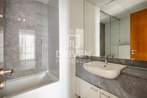 Müüa korter asukohaga Business Bay, Dubai, AÜE: 1 magamistoaga, 75 m² Nr 653664 - pilt 8