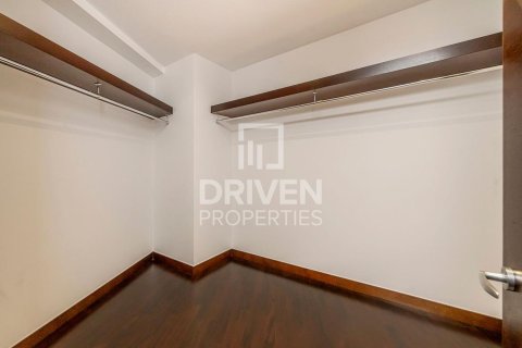 Apartemen di Downtown Dubai (Downtown Burj Dubai), UEA 2 kamar tidur, 152 m2 nomor 653663 - foto 10