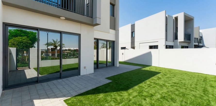 Townhouse sa Dubai, UAE 4 silid-tulugan, 232.8 sq.m. № 722100