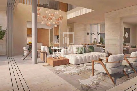 Villa in Dubai Land, UAE 5 bedrooms, 651.53 sq.m. № 742272 - photo 8