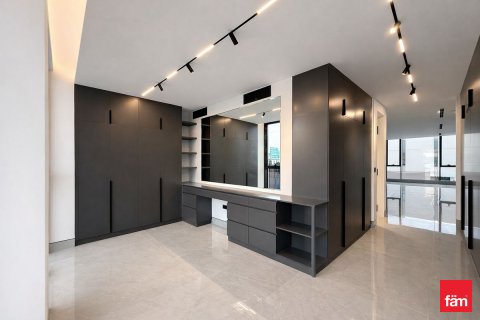 Vila u gradu Jumeirah Park, Dubai, UAE 5 spavaće sobe, 561 m2 Br. 699675 - Slika 16