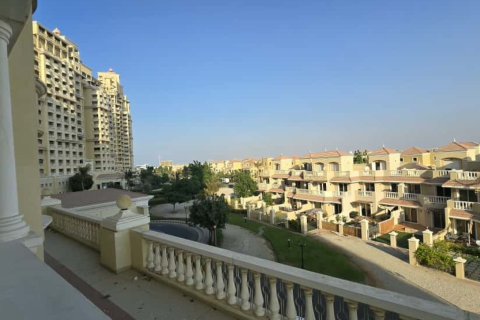 Apartment in Ras Al Khaimah, UAE 2 bedrooms, 121 sq.m. № 735066 - photo 2