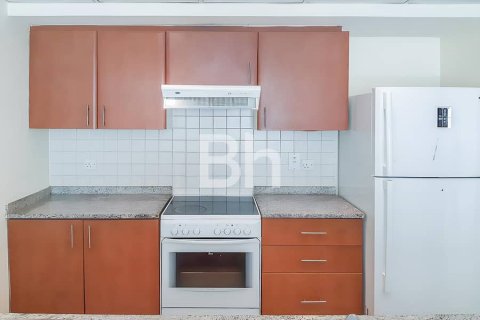 Lägenhet till försäljning i Dubai, UAE 1 sovrum, 70 kvm Nr. 643659 - fotografi 7
