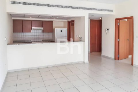Lägenhet till försäljning i Dubai, UAE 1 sovrum, 70 kvm Nr. 643659 - fotografi 1