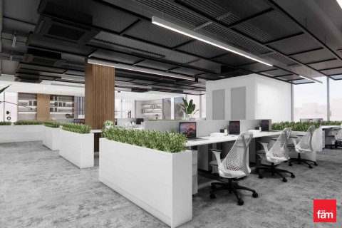Office in Sheikh Zayed Road, Dubai, UAE 171.1 sq.m. № 662411 - photo 1