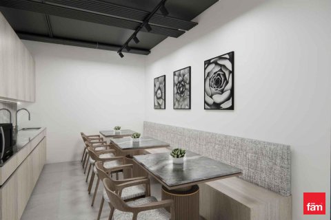 Office in Sheikh Zayed Road, Dubai, UAE 171.1 sq.m. № 662411 - photo 12