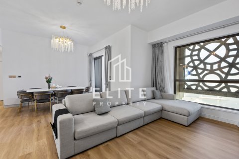 Apartment in Jumeirah Beach Residence, Dubai, UAE 3 bedrooms, 173 sq.m. № 736281 - photo 6