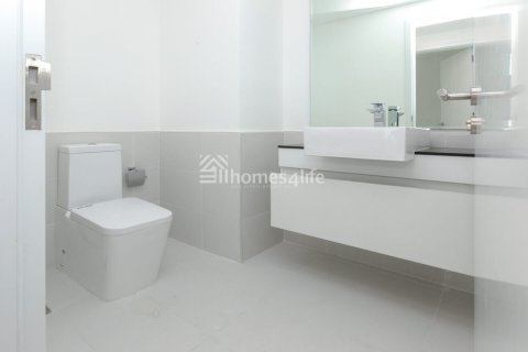 Apartment in Dubai South (Dubai World Central), UAE 2 bedrooms, 106 sq.m. № 713720 - photo 8