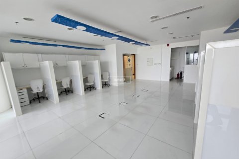 Zyrë në Business Bay, Dubai, Emiratet e Bashkuara Arabe 99.9 m2. № 630894 - Foto 4