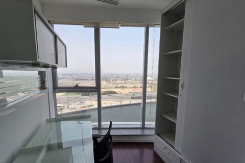 Zyrë në Business Bay, Dubai, Emiratet e Bashkuara Arabe 99.9 m2. № 630894 - Foto 9