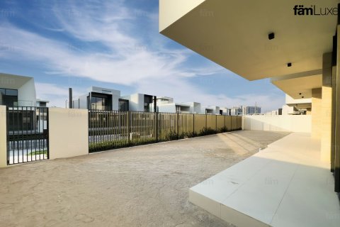 Vilă de închiriat în Dubai Hills Estate, Dubai, EAU 5 dormitoare, 660.4 mp. №706009 - poză 21