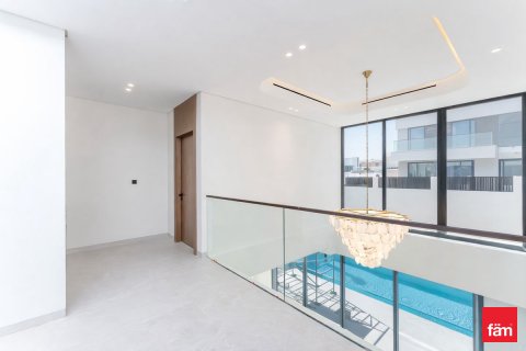 Villa sa Al Furjan, Dubai, UAE 5 silid-tulugan, 603.9 sq.m. № 698923 - larawan 12