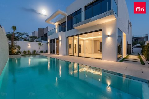 Villa sa Al Furjan, Dubai, UAE 5 silid-tulugan, 603.9 sq.m. № 698923 - larawan 2