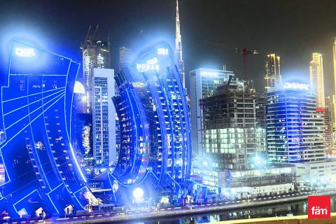 Apartament në Business Bay, Dubai, Emiratet e Bashkuara Arabe 2 dhoma gjumi, 199.1 m2. № 698921 - Foto 9