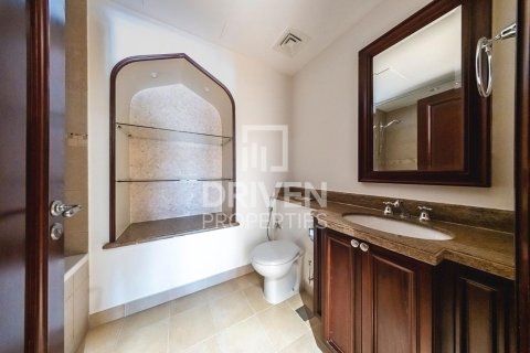 Apartament de vânzare în Downtown Dubai (Downtown Burj Dubai), Dubai, EAU 2 dormitoare, 124.03 mp.  №762448 - poză 12