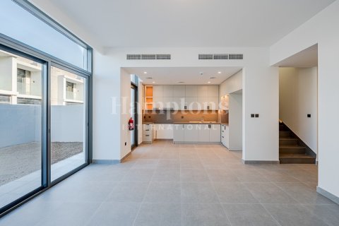 Снять в аренду таунхаус в Arabian Ranches 3, Дубай, ОАЭ 3 спальни, 145.84934873м2, № 658889 - фото 11