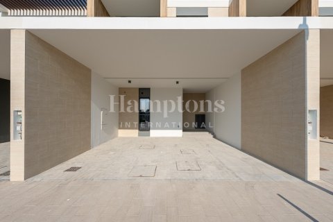 Снять в аренду таунхаус в Arabian Ranches 3, Дубай, ОАЭ 3 спальни, 145.84934873м2, № 658889 - фото 2