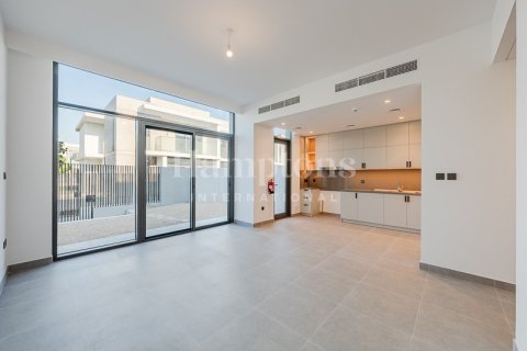 Снять в аренду таунхаус в Arabian Ranches 3, Дубай, ОАЭ 3 спальни, 145.84934873м2, № 658889 - фото 10