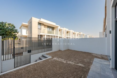 Снять в аренду таунхаус в Arabian Ranches 3, Дубай, ОАЭ 3 спальни, 145.84934873м2, № 658889 - фото 9