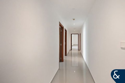 Apartman u Jumeirah Beach Residence, Dubai, UAE 4 spavaćih soba, 289 m2 Br. 688787 - fotografija 7