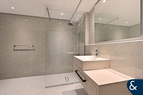 Apartman u Jumeirah Beach Residence, Dubai, UAE 4 spavaćih soba, 289 m2 Br. 688787 - fotografija 13