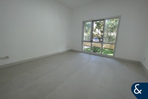 ویلا برای اجاره در Meadows، Dubai، امارات متحده عربی 5 خوابه ، 353 متر مربع ، شماره 688781 - تصویر 4