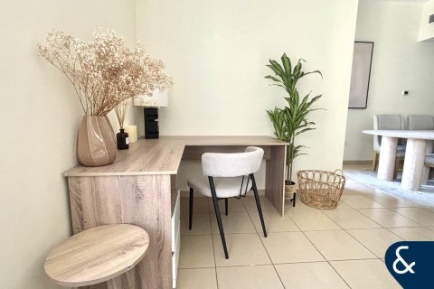 Appartement te huur in Jumeirah Beach Residence, Dubai, VAE 2 slaapkamers, 120 vr.m., nr 688784 - foto 3