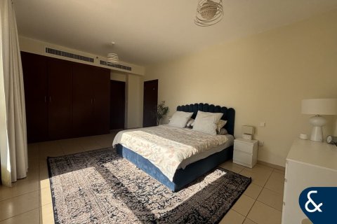 Appartement te huur in Jumeirah Beach Residence, Dubai, VAE 2 slaapkamers, 120 vr.m., nr 688784 - foto 5