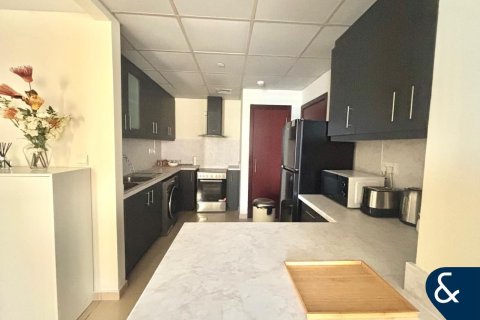 Appartement te huur in Jumeirah Beach Residence, Dubai, VAE 2 slaapkamers, 120 vr.m., nr 688784 - foto 9