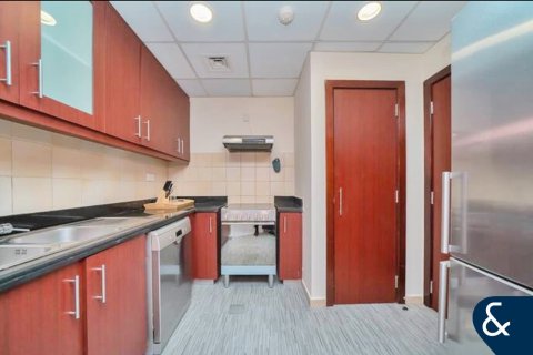 Apartament do wynajęcia w Jumeirah Beach Residence, Dubai, ZEA 2 sypialnie, 120 mkw., nr 688783 - zdjęcie 2