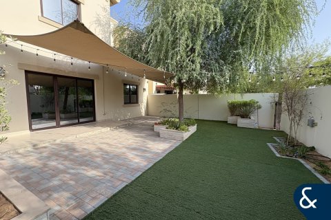 Vila v Reem, Dubai, SAE 3 ložnice, 358 m² Č.: 668222 - fotografie 4