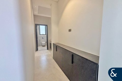 Vilë në Al Furjan, Dubai, Emiratet e Bashkuara Arabe 4 dhoma gjumi, 600 m2. № 668226 - Foto 7