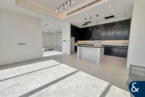 Vilë në Al Furjan, Dubai, Emiratet e Bashkuara Arabe 4 dhoma gjumi, 600 m2. № 668226 - Foto 4