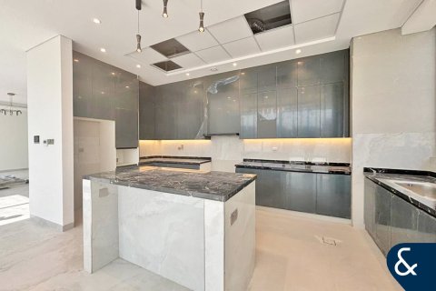 Vilë në Al Furjan, Dubai, Emiratet e Bashkuara Arabe 4 dhoma gjumi, 600 m2. № 668226 - Foto 5