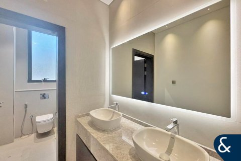 Vilë në Al Furjan, Dubai, Emiratet e Bashkuara Arabe 4 dhoma gjumi, 600 m2. № 668226 - Foto 8