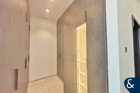 Vilë në Al Furjan, Dubai, Emiratet e Bashkuara Arabe 4 dhoma gjumi, 600 m2. № 668226 - Foto 16