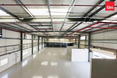 Magazinë në Dubai, Emiratet e Bashkuara Arabe 1909.2 m2. № 660443 - Foto 5