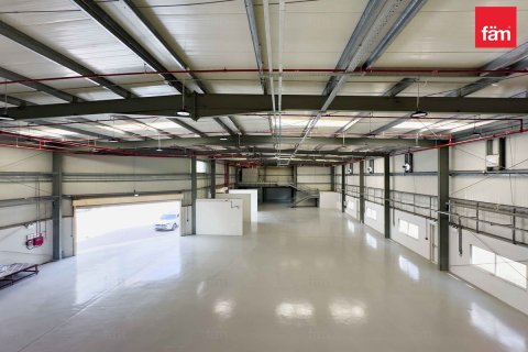 Magazinë në Dubai, Emiratet e Bashkuara Arabe 1909.2 m2. № 660443 - Foto 4