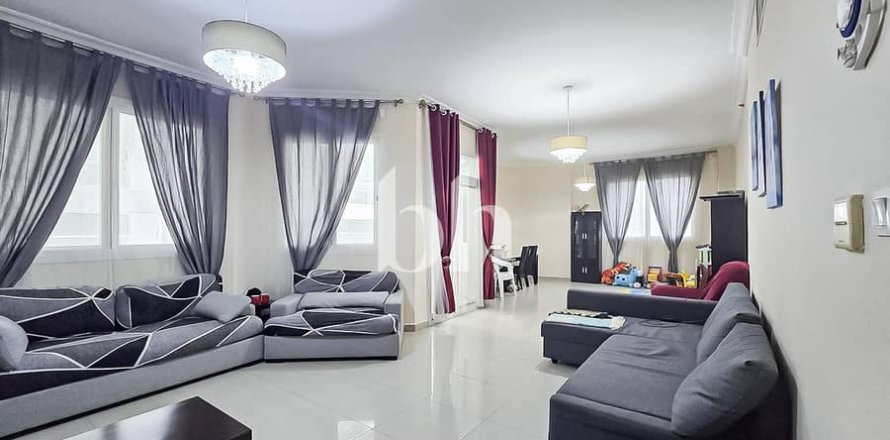 Byt v Al Khan, Sharjah, SAE 2 ložnice, 197 m² Č.: 730547