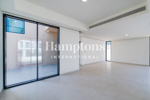 Villa til leje i Arabian Ranches 3, Dubai, UAE 4 soveværelser, 450.85825900 kvm № 660645 - foto 2