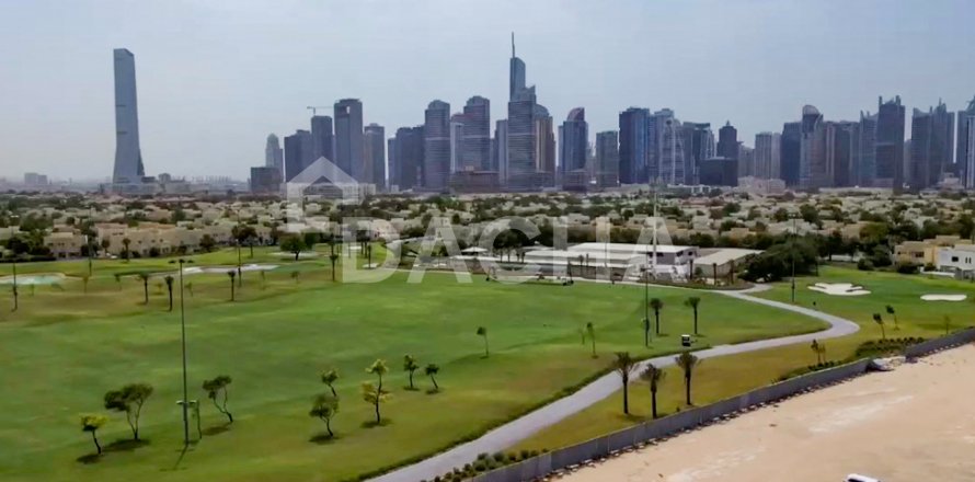 Lupain sa Emirates Hills, Dubai, UAE 2947 sq.m. № 717711