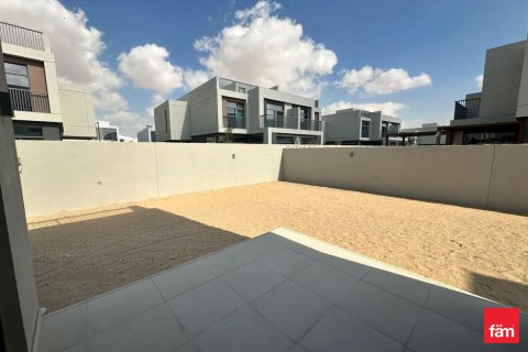 Dubai, UAE의 임대용 빌라 침실 4개, 375.3제곱미터 번호 705595 - 사진 18