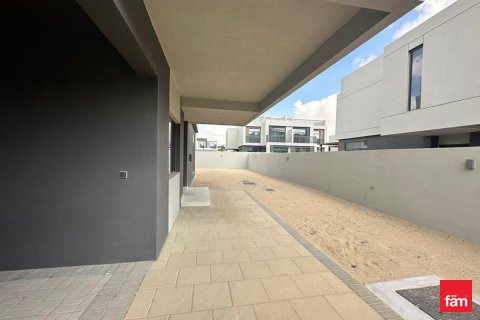 Dubai, UAE의 임대용 빌라 침실 4개, 375.3제곱미터 번호 705595 - 사진 17