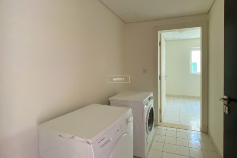 Villa itt: Al Furjan, Dubai, EAE, 4 hálószoba, 600 m², azonosító: 638946 - fénykép 10