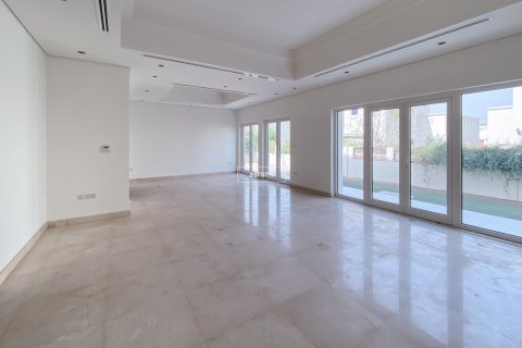 Villa itt: Al Furjan, Dubai, EAE, 4 hálószoba, 600 m², azonosító: 638946 - fénykép 3